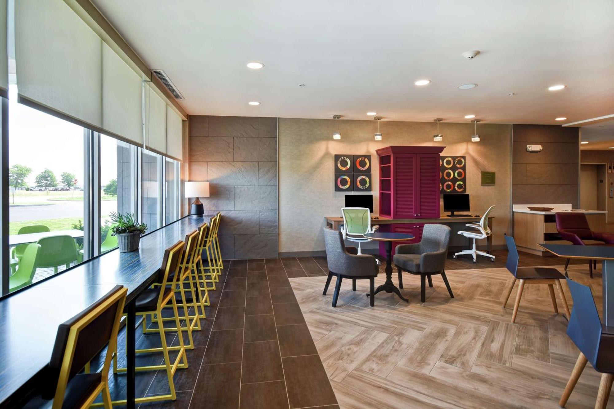 Home2 Suites By Hilton Terre Haute Exterior foto
